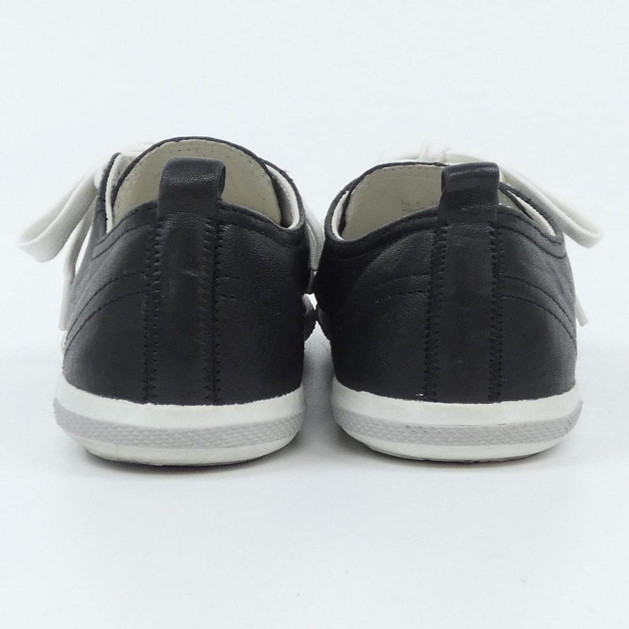 プラダ PRADA スニーカー