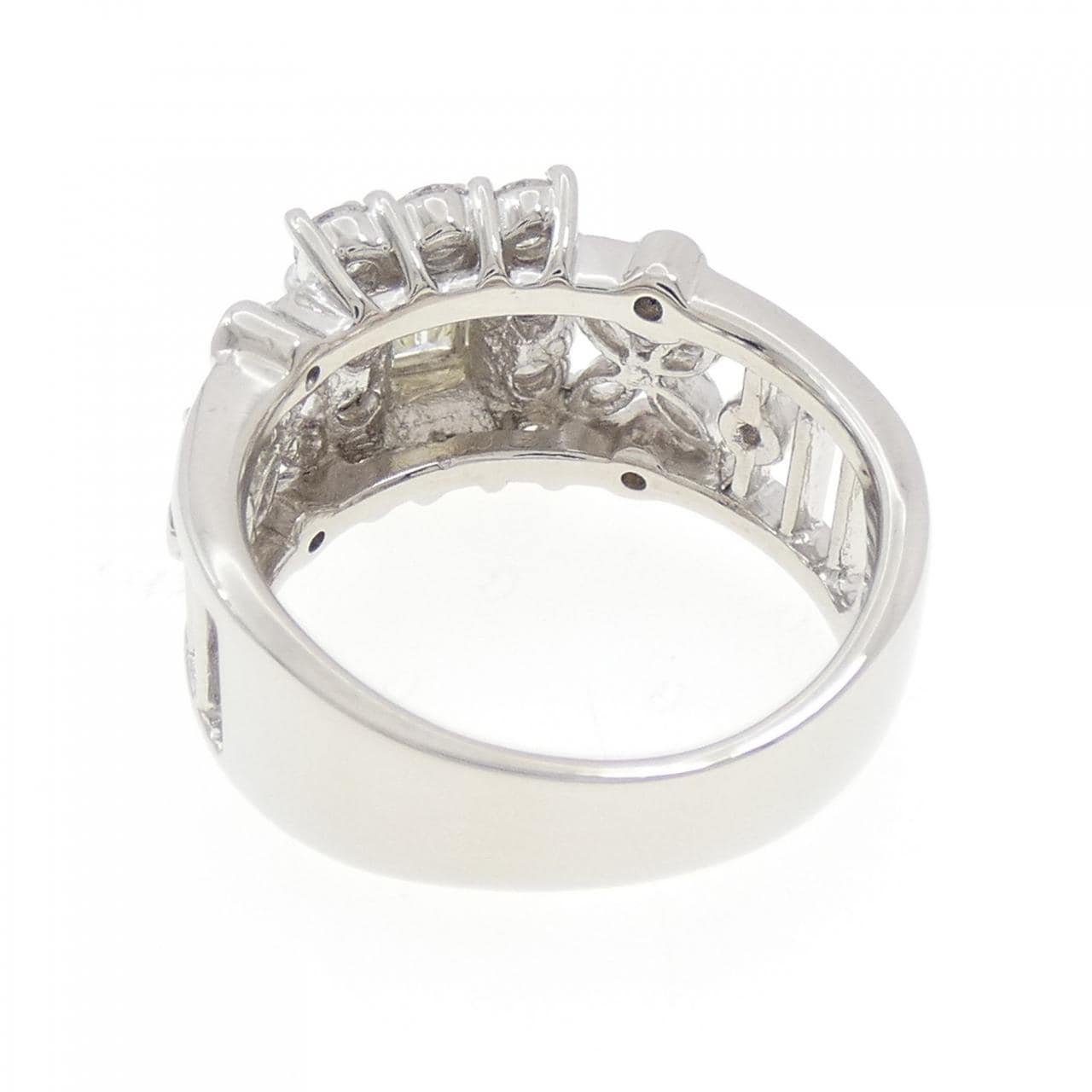 PT900 ダイヤモンド リング 0.506CT