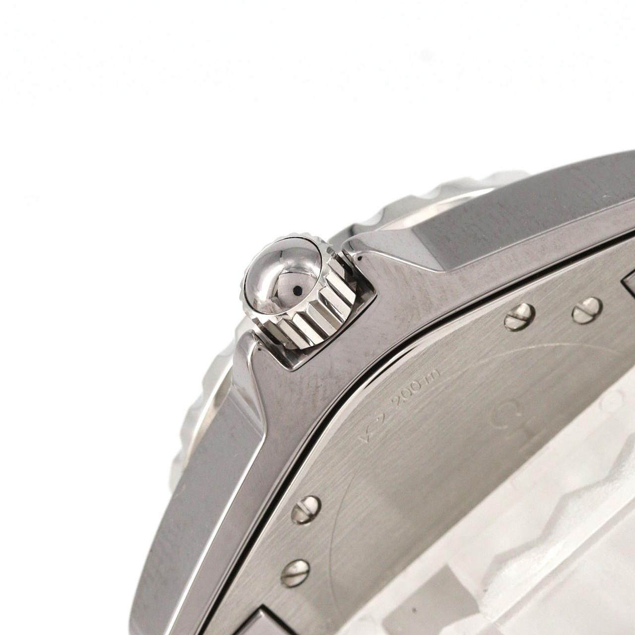 シャネル J12 クロマティック33mm H2978 セラミック クォーツ