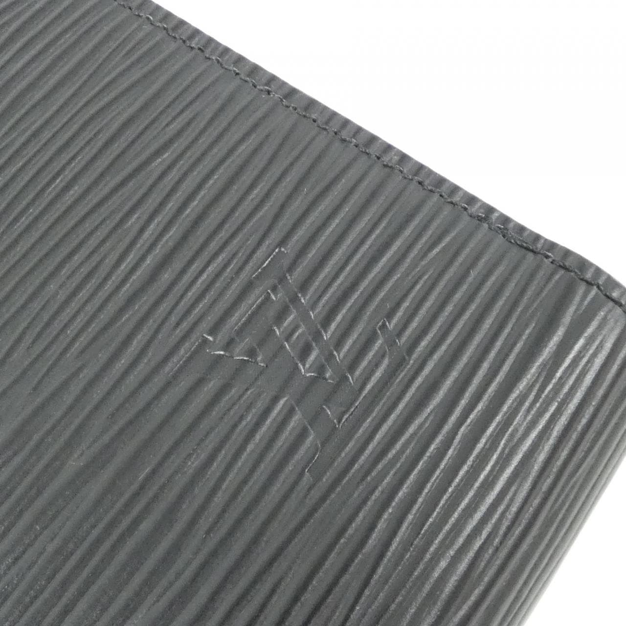 ルイヴィトン エピ ジッピー ウォレット M68755 財布