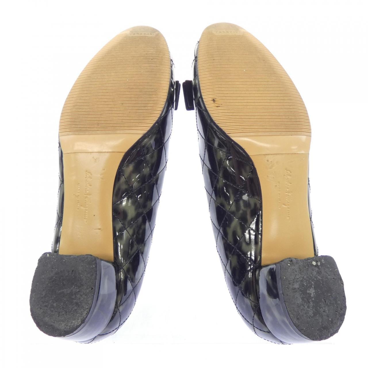 サルヴァトーレフェラガモ SALVATORE FERRAGAMO パンプス