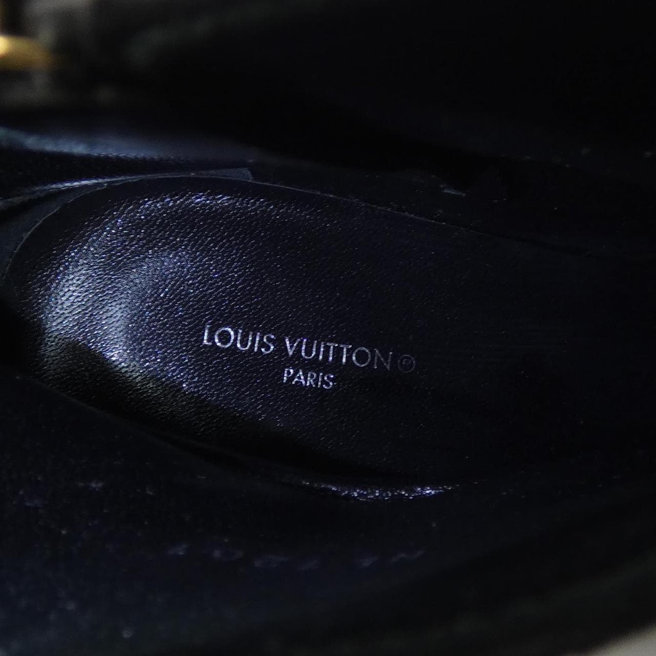 LOUIS VUITTON靴子