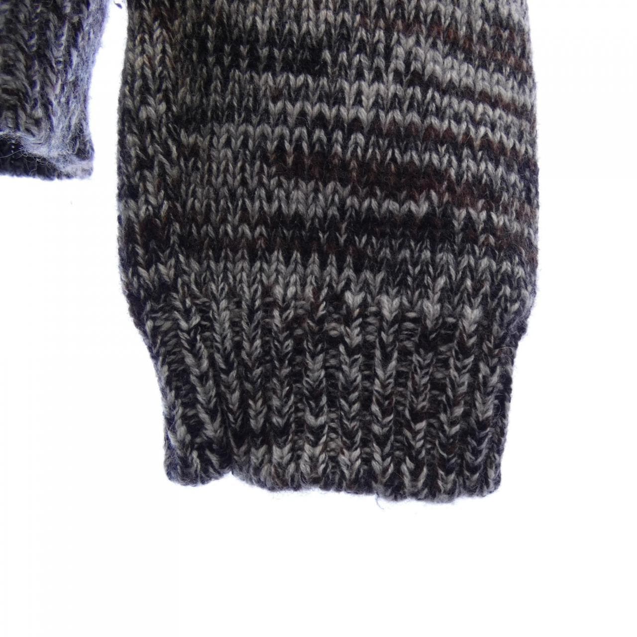 サルヴァトーレフェラガモ SALVATORE FERRAGAMO ニット