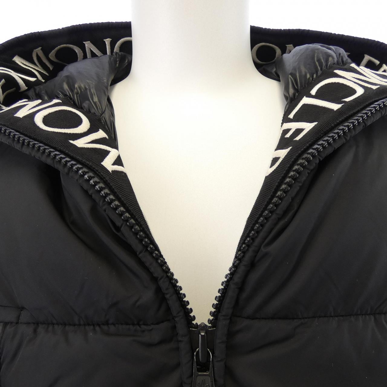 モンクレール MONCLER MONTCLA ダウンジャケット