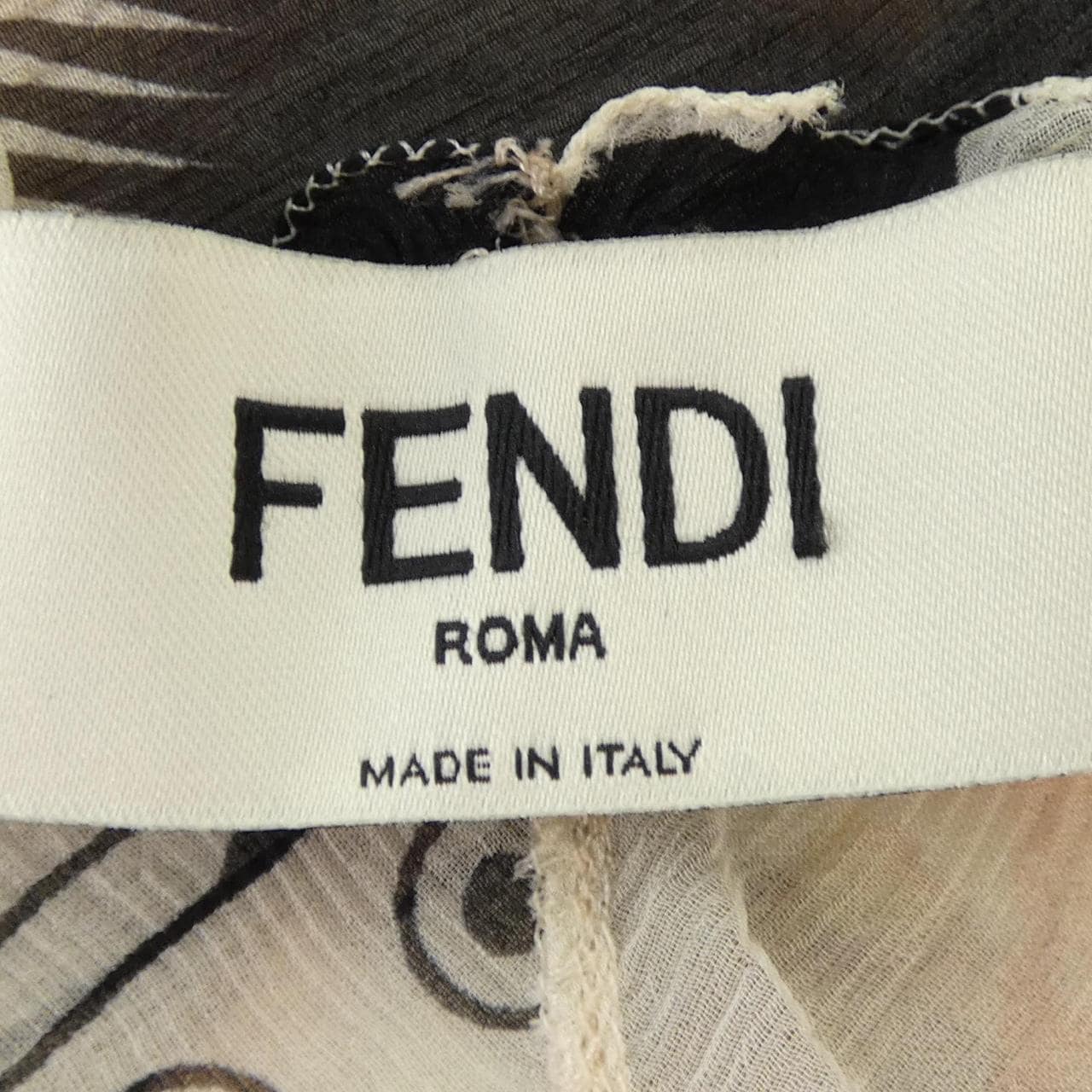 フェンディ FENDI パンツ