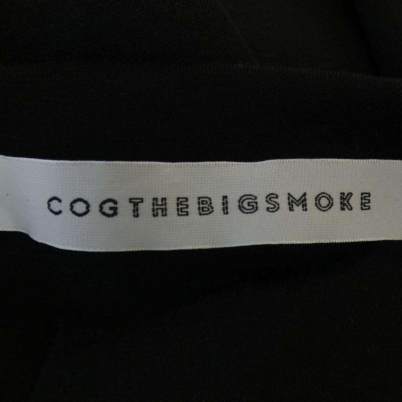 コグザビッグスモーク COGTHEBIGSMOKE スウェット