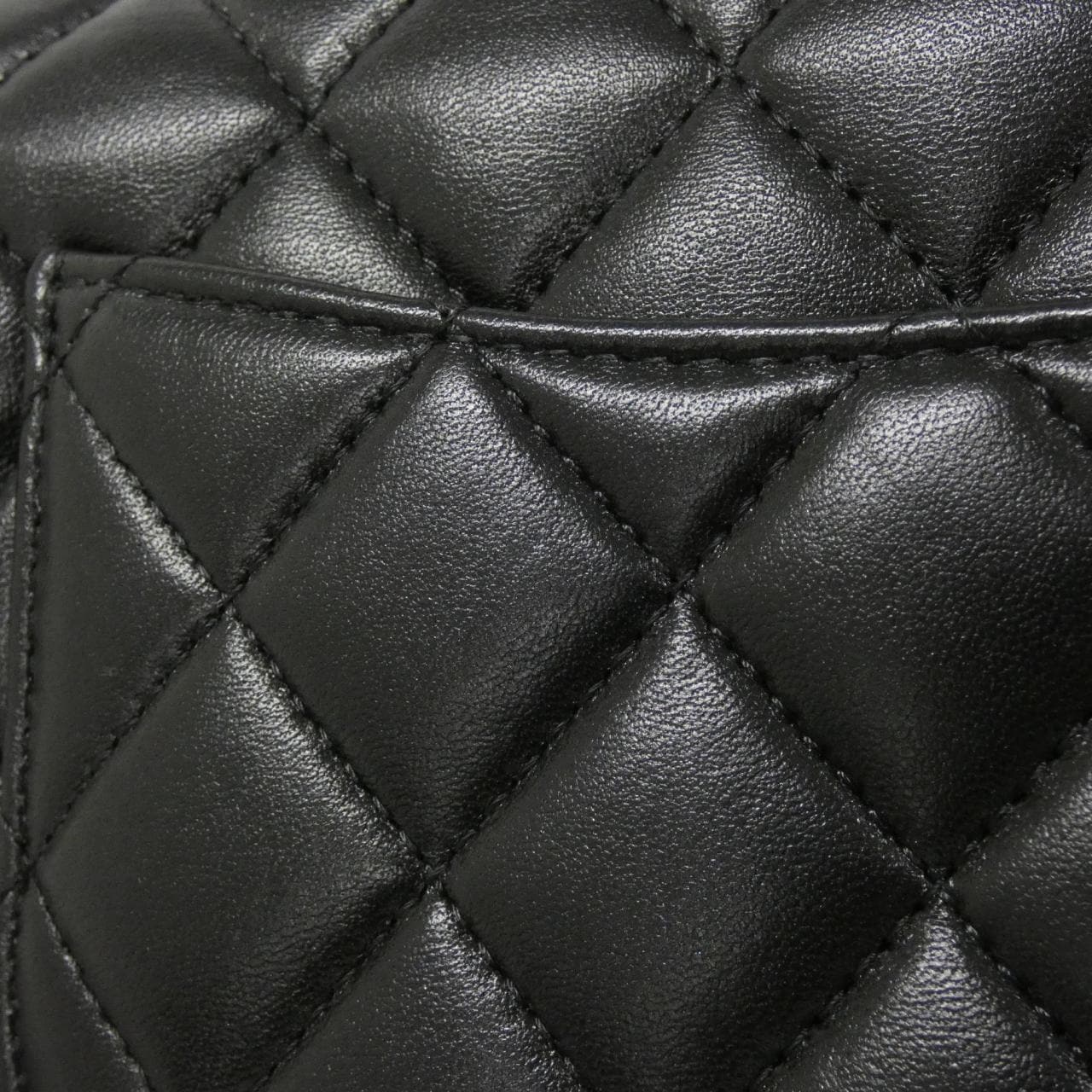 シャネル AS2431 バッグ