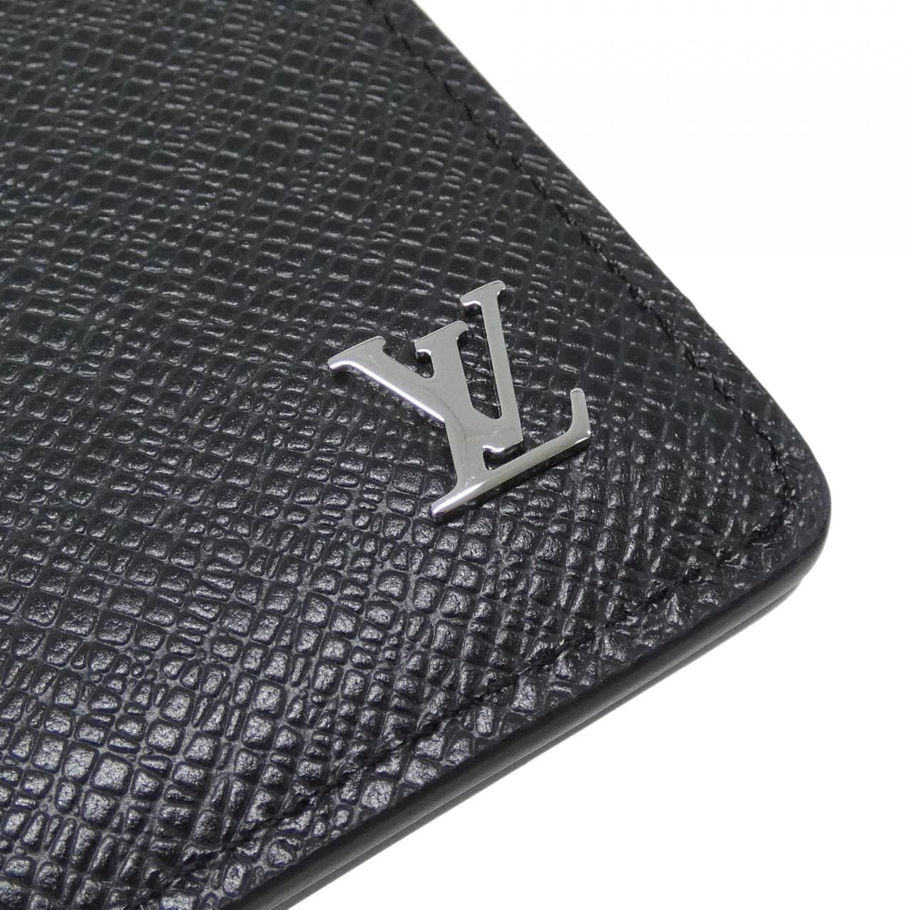 ルイヴィトン タイガ ポルトフォイユ ミュルティプル M30295 札入れ