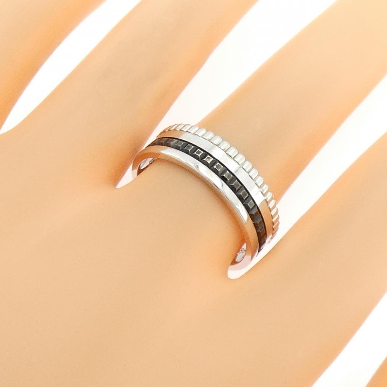 ブシュロン キャトル ブラック スモール リング