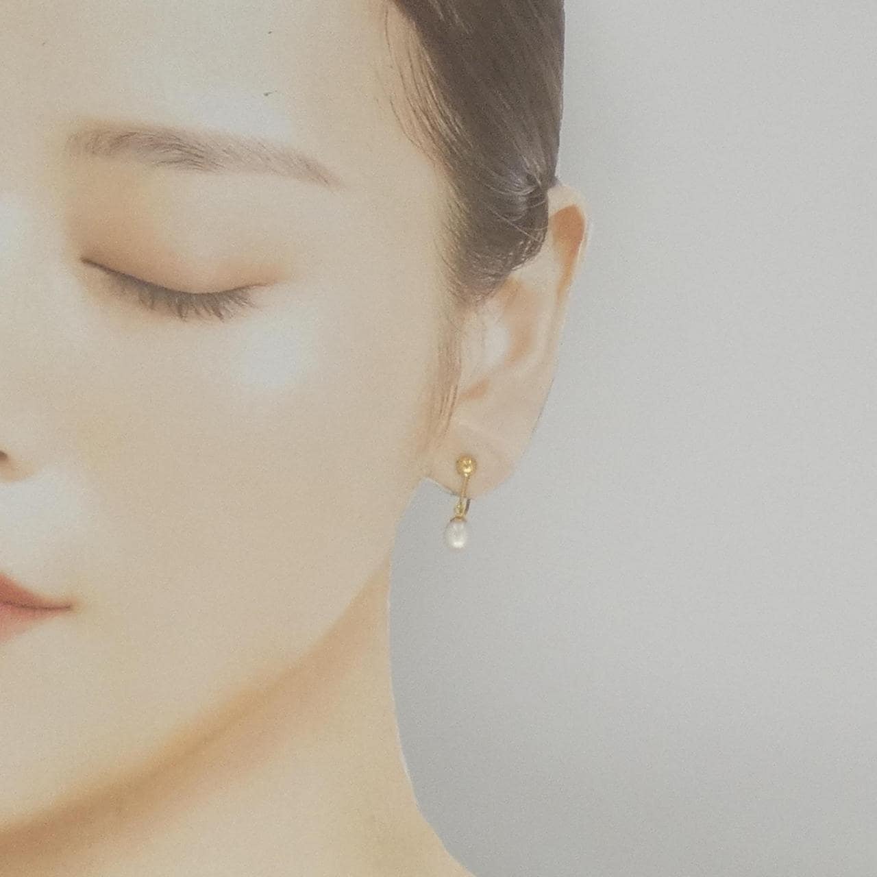 Tasaki freshwater pearl earrings