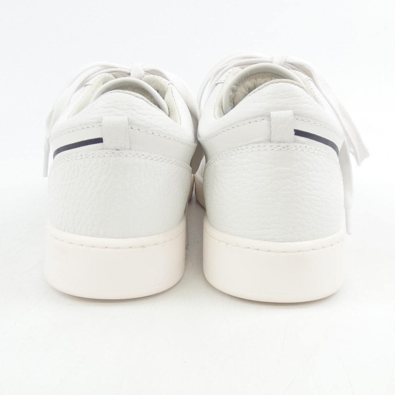 MIKE スニーカー