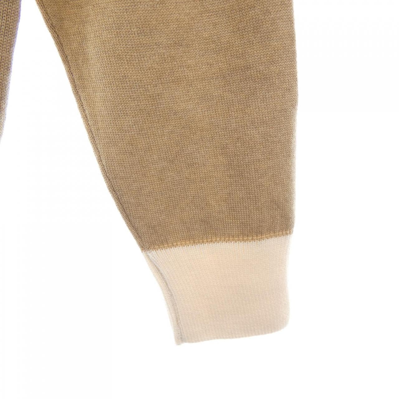 メゾンキツネ MAISON KITSUNE HU00542KT1036 カーディガン