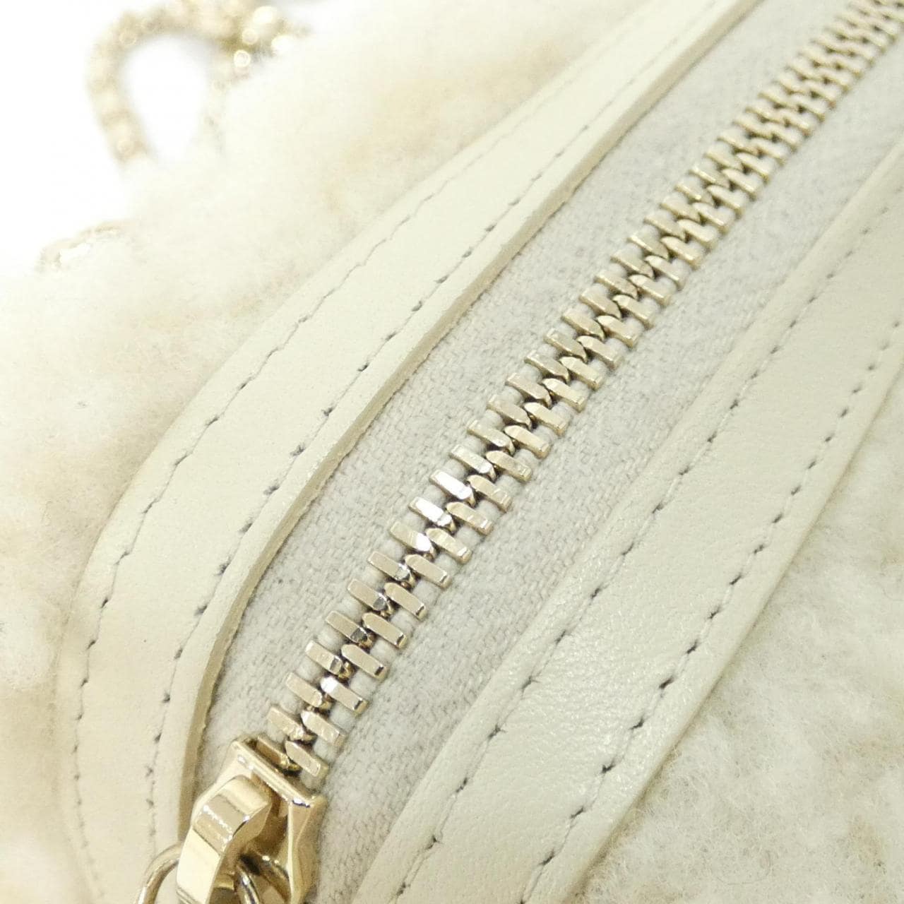 シャネル AP4898 チェーンクラッチ