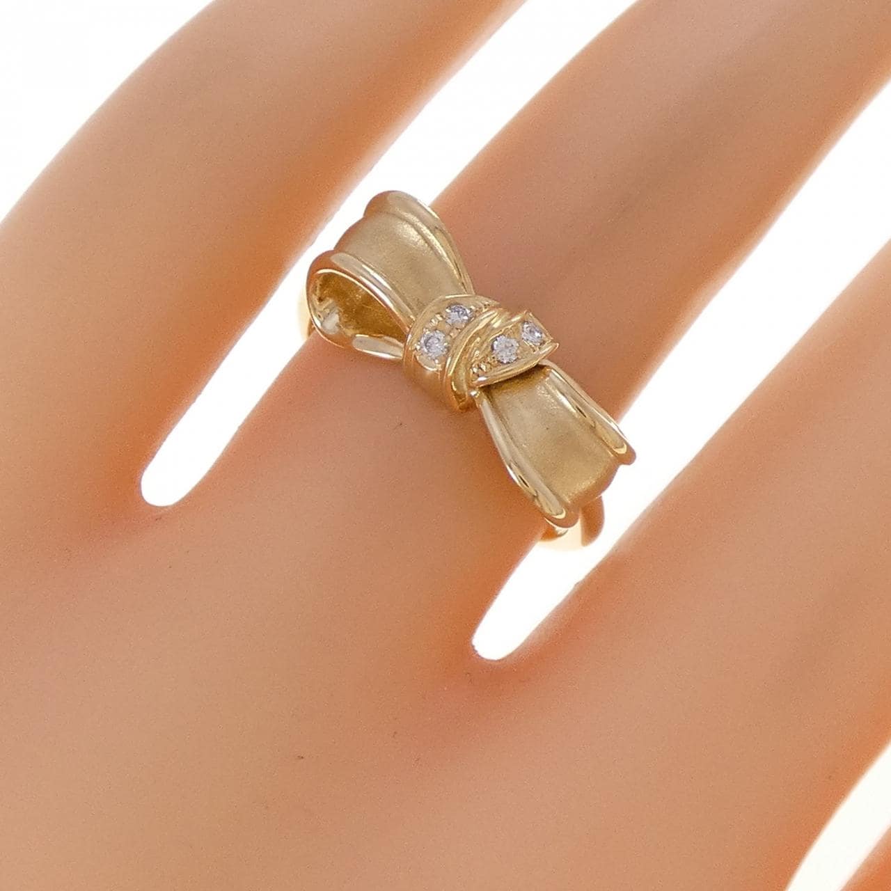 K18YG リボン ダイヤモンド リング