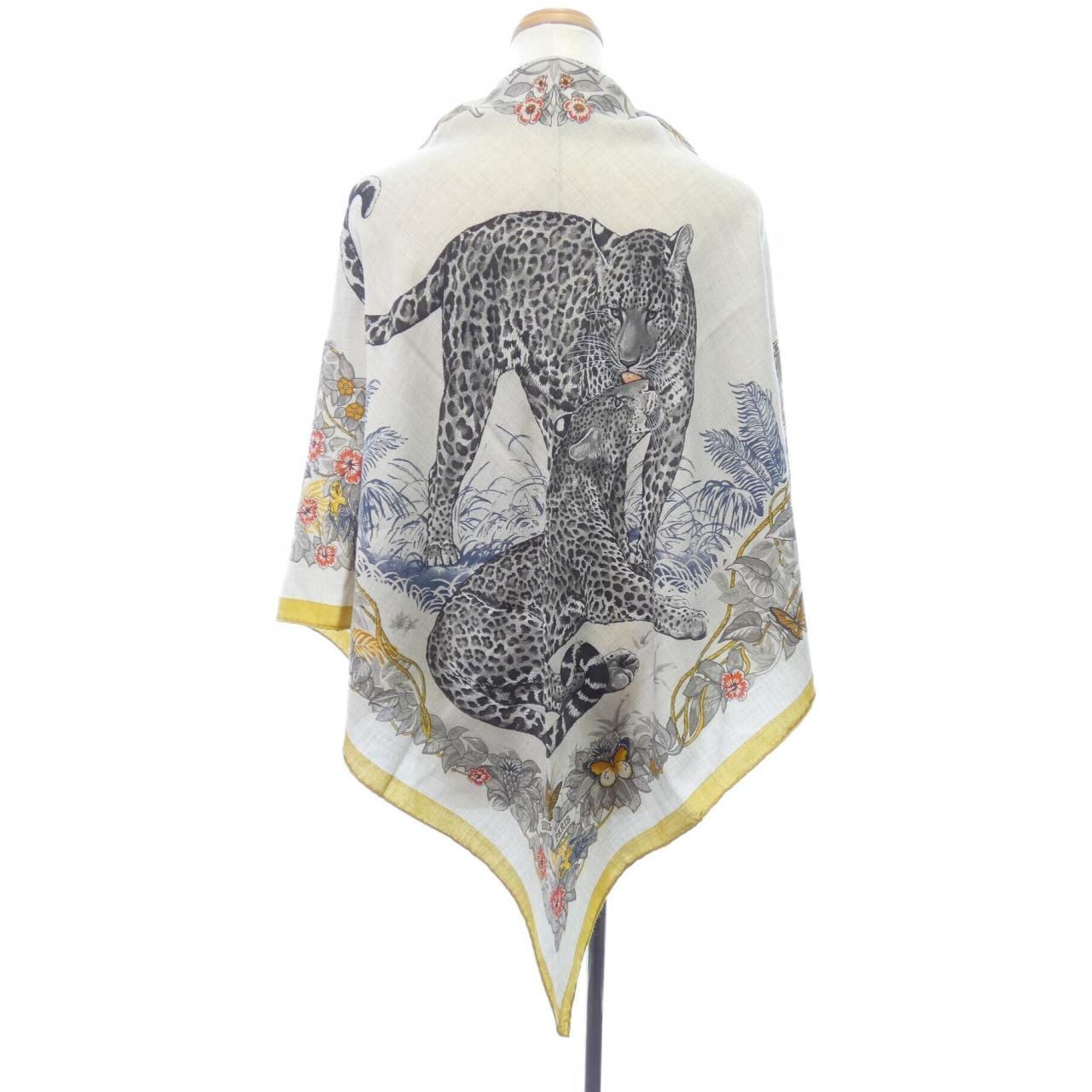 HERMES HERMES Shawls