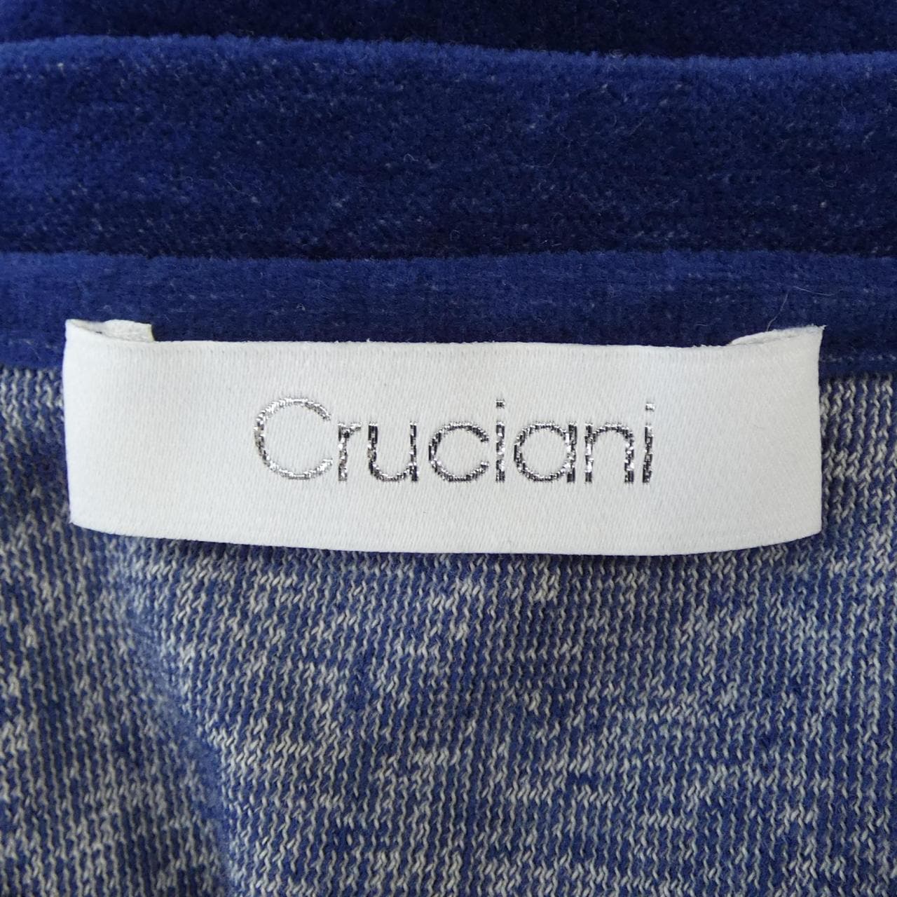 クルチアーニ Cruciani トップス