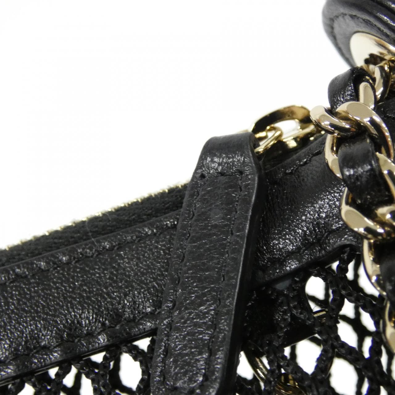 シャネル AP4572 チェーンクラッチ