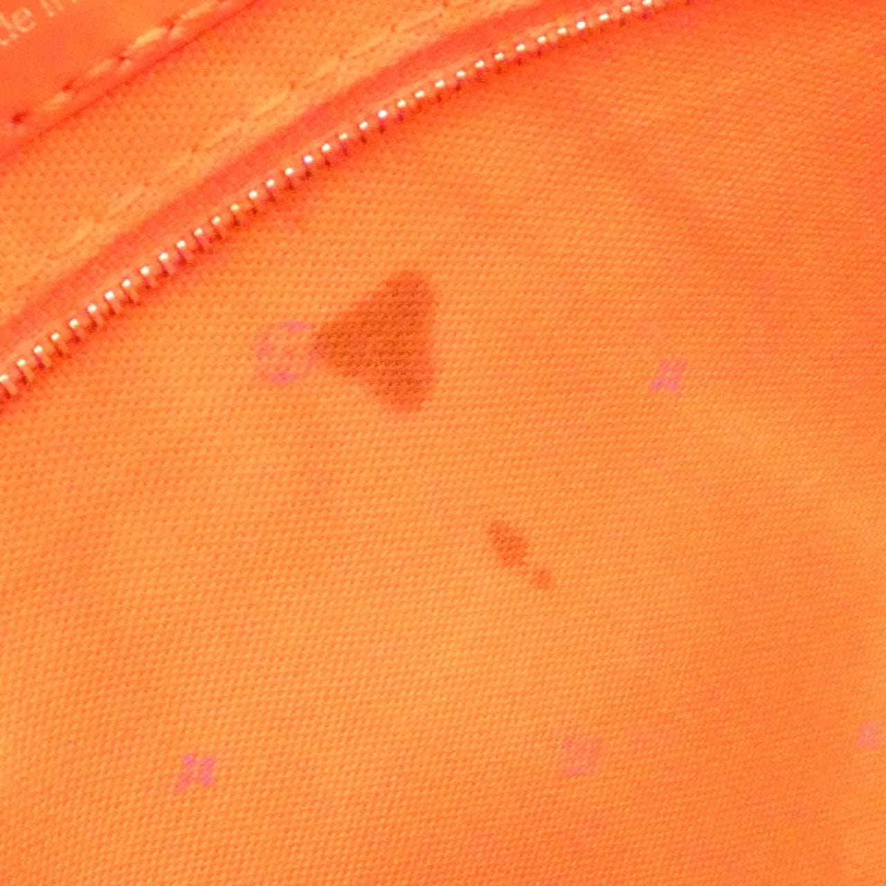 ルイヴィトン LVエスカル オンザゴー GM M45121 バッグ