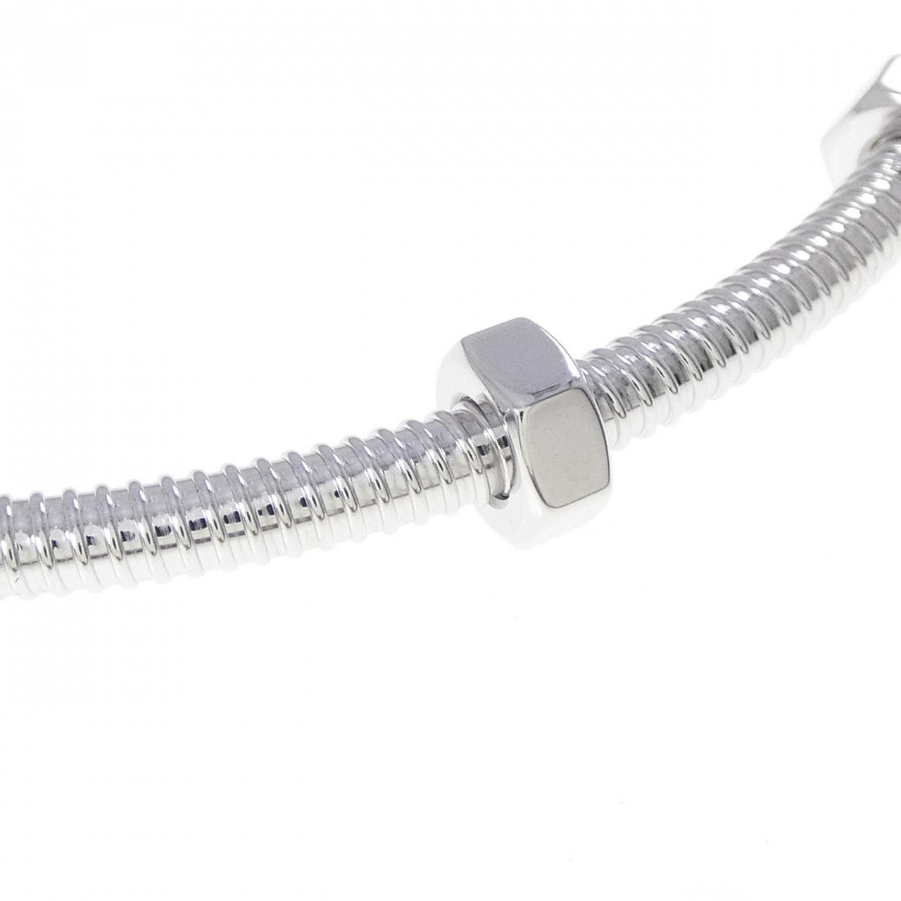 カルティエ エクル バングル