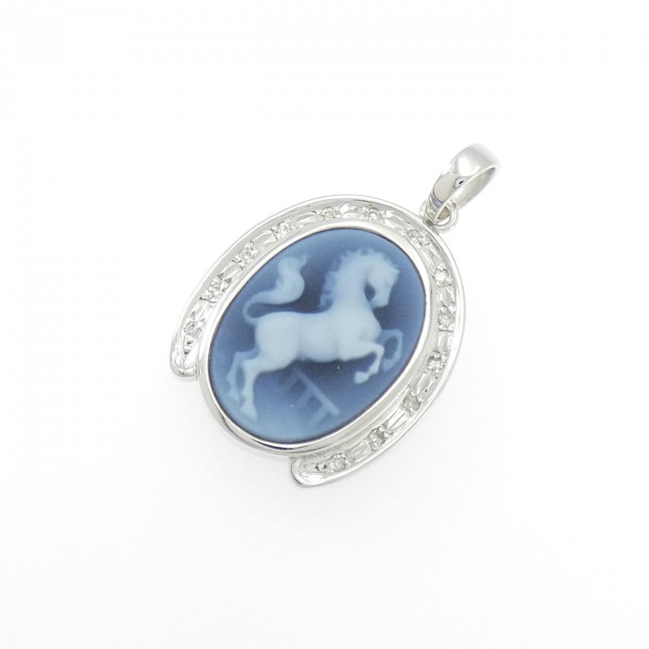 K18WG ホース メノウカメオ ペンダント