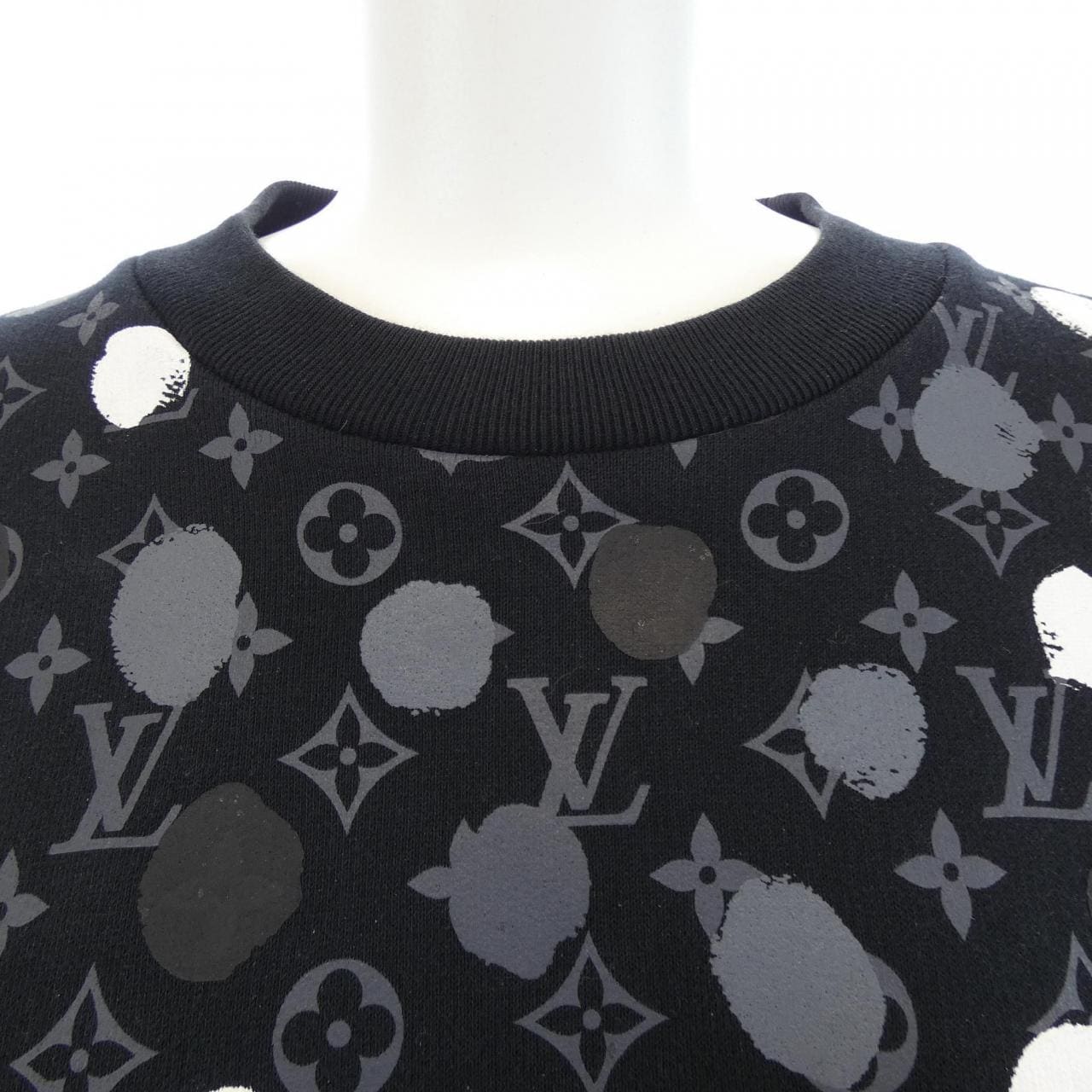 ルイヴィトン LOUIS VUITTON LV×YKペインティッドドットクルーネック HOY26WIHN 草間彌生 スウェット