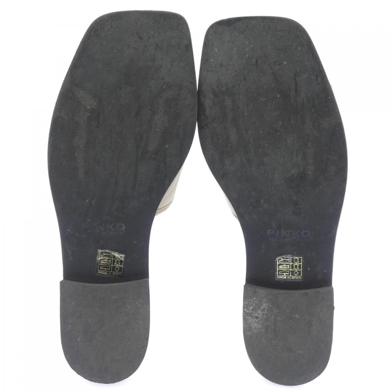 ピンコ PINKO サンダル