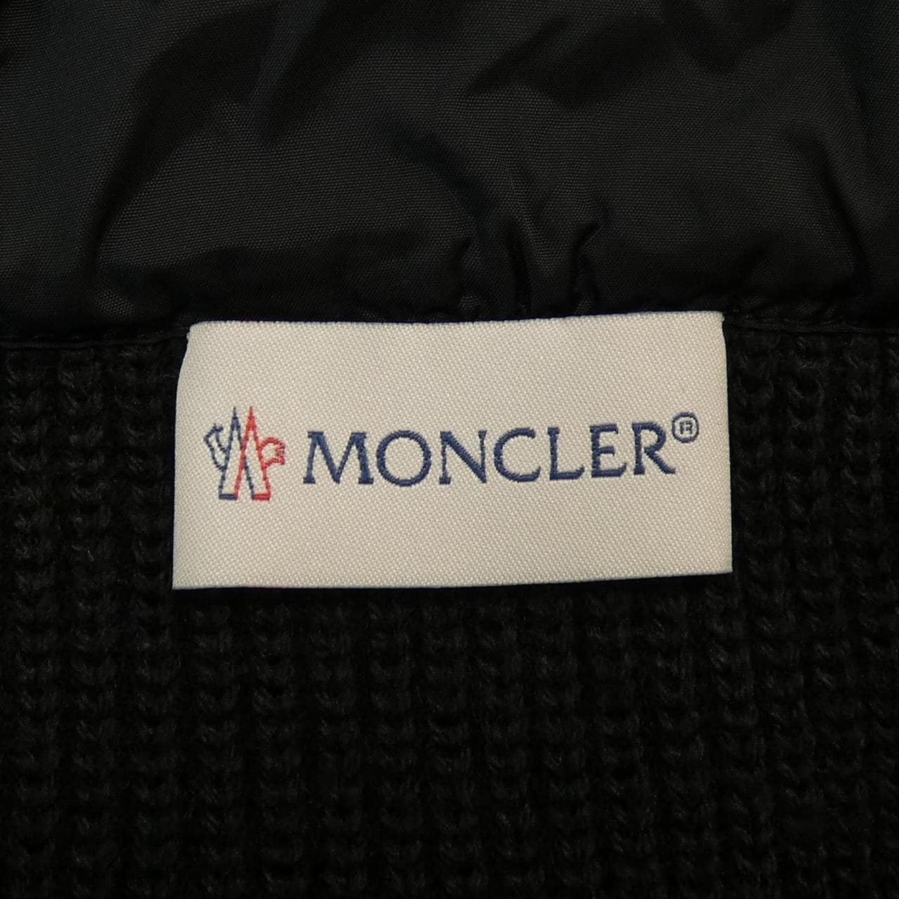 モンクレール MONCLER ダウンジャケット