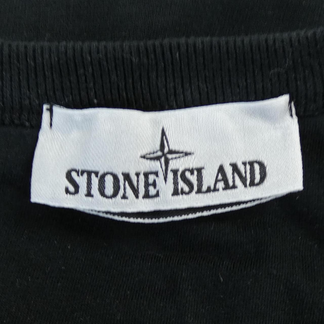 石島STONE ISLAND運動衫