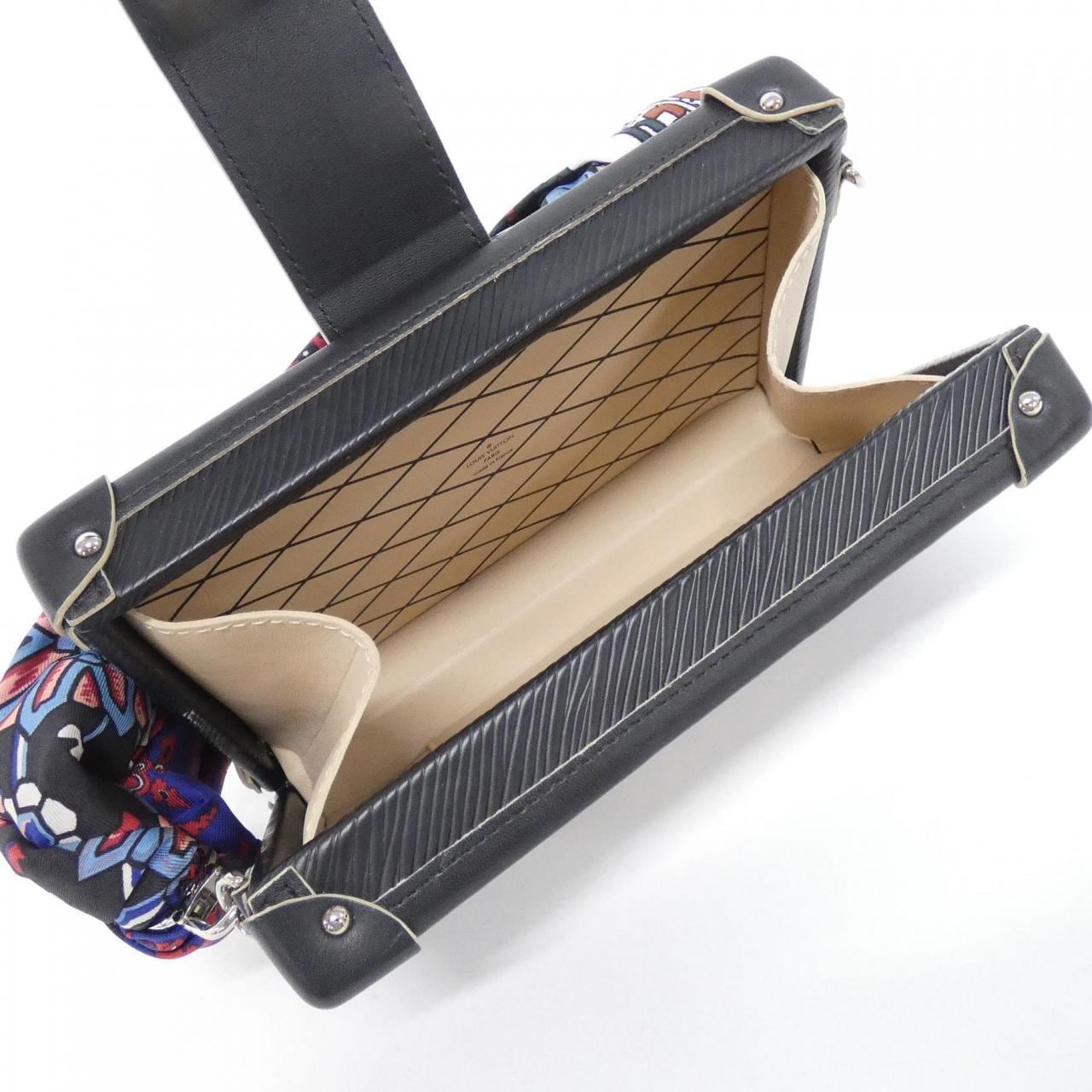 ルイヴィトン エピ(ワールドツアー) プティット マル M52051 ショルダーバッグ