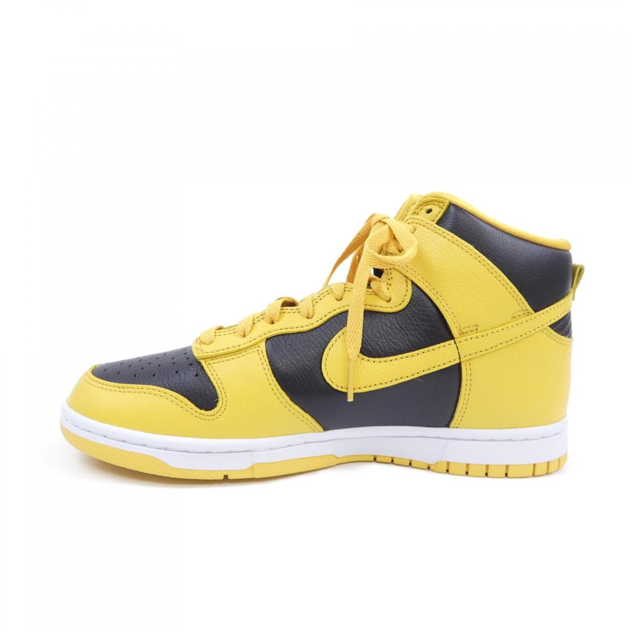 ナイキ NIKE スニーカー