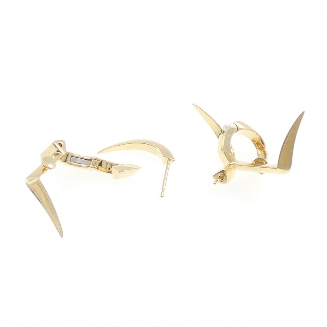 タサキ サージ ピアス