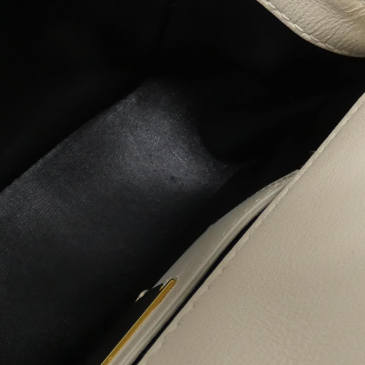 ブルガリ SERPENTI CABOCHON 291086 バッグ