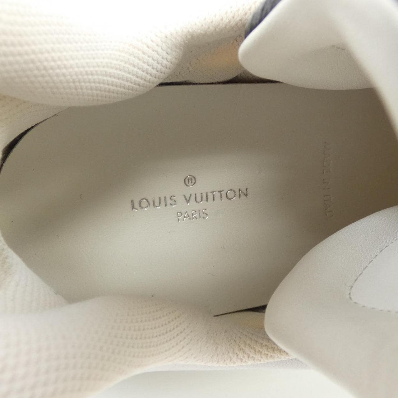 LOUIS VUITTON运动鞋