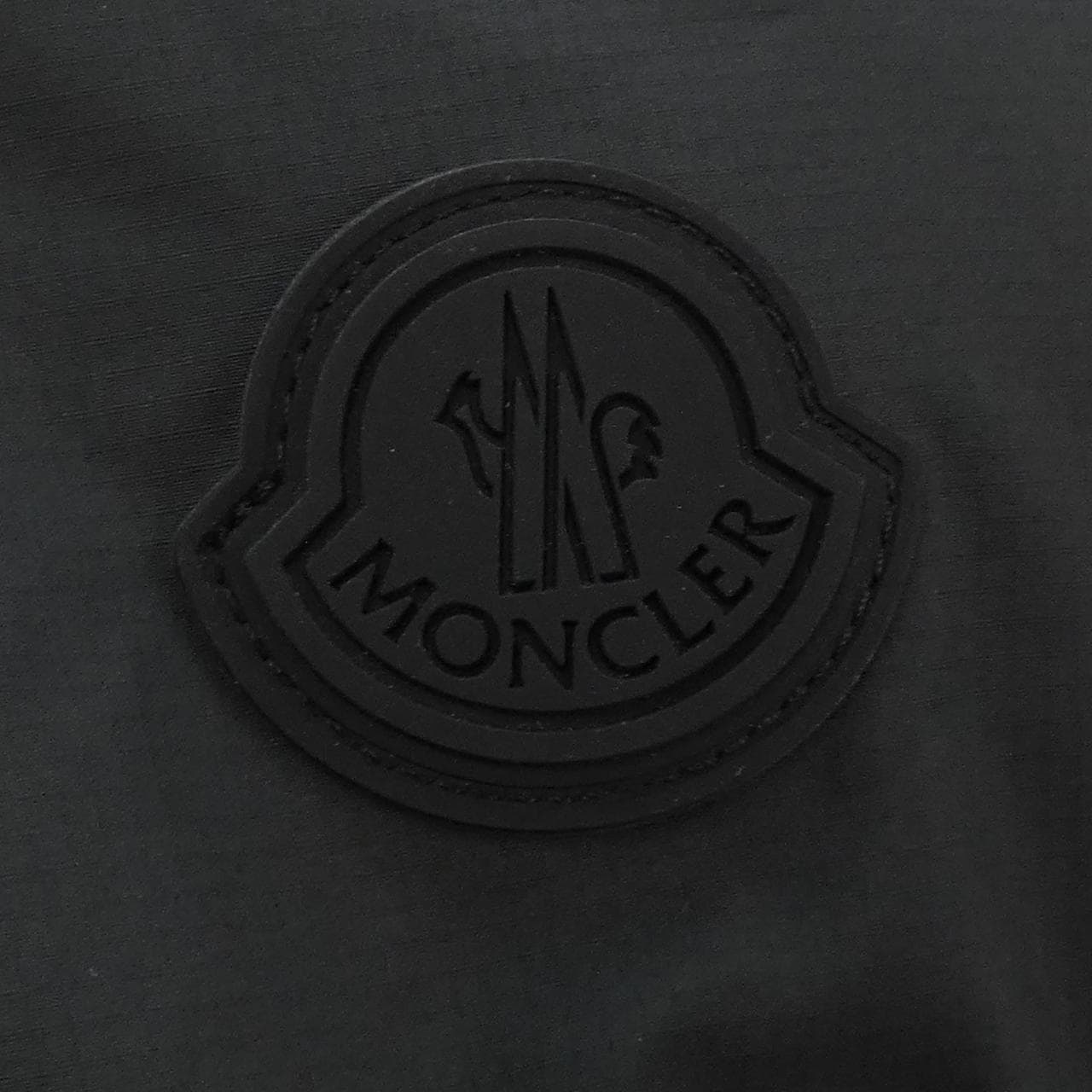 【新品】モンクレール MONCLER ダウンジャケット