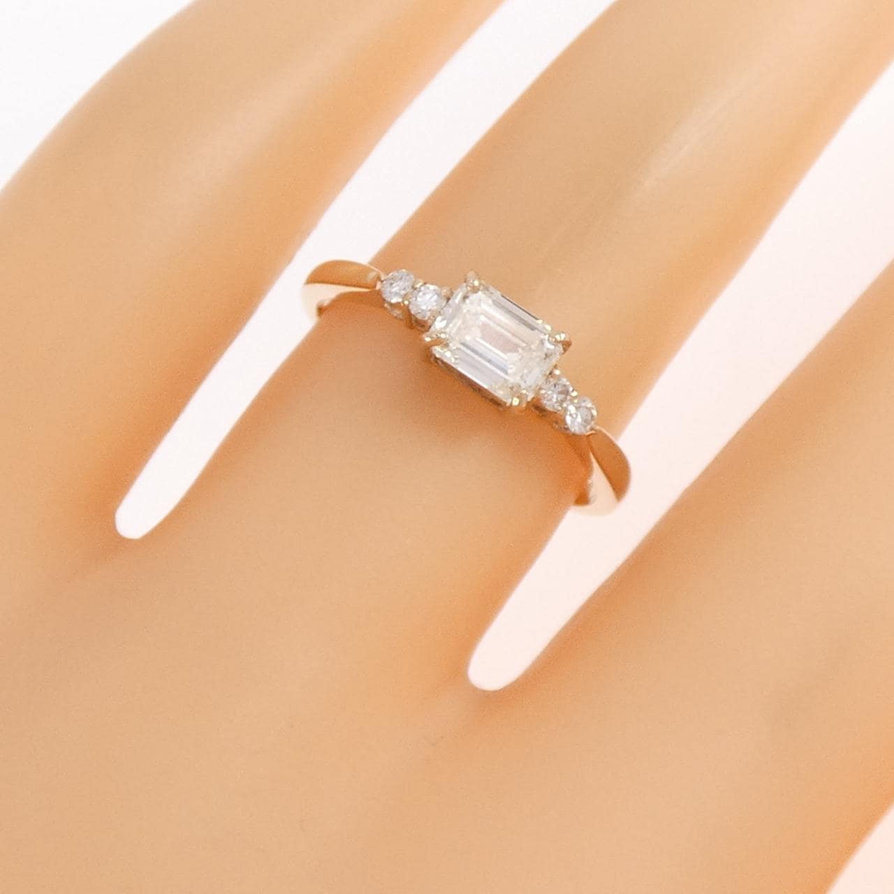 【新品】K18PG ダイヤモンド リング 0.511CT J SI1 エメラルドカット