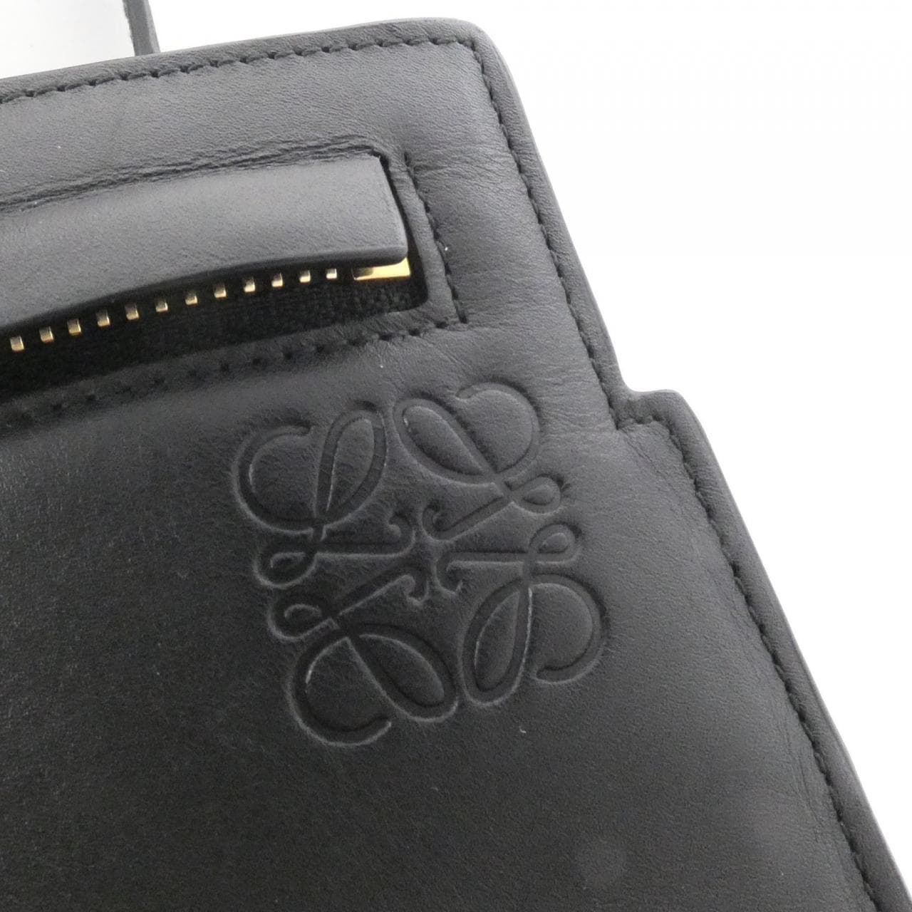 ロエベ ティー ポーチ 126 57 R77 バッグ