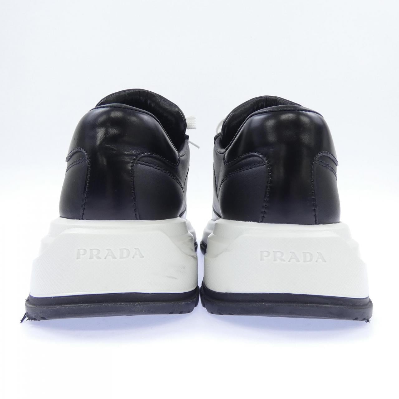 プラダ PRADA トライアングルロゴ 1E804M スニーカー