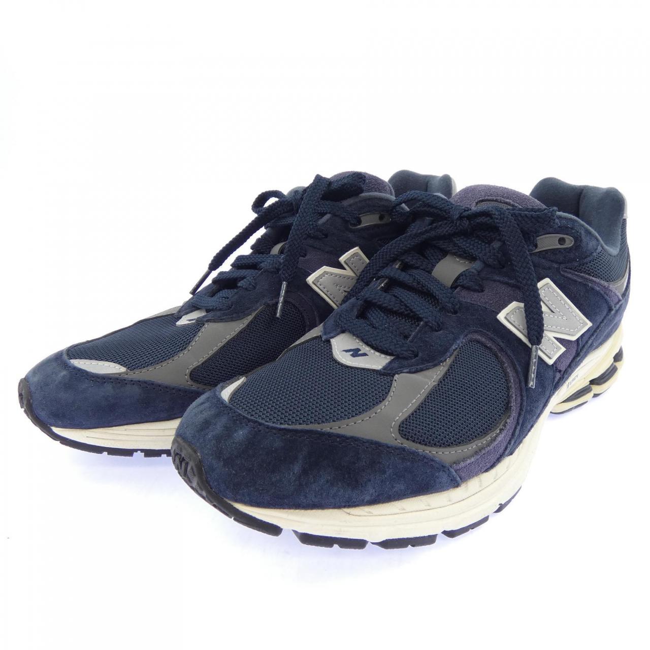 ニューバランス NEW BALANCE M2002RCA スニーカー