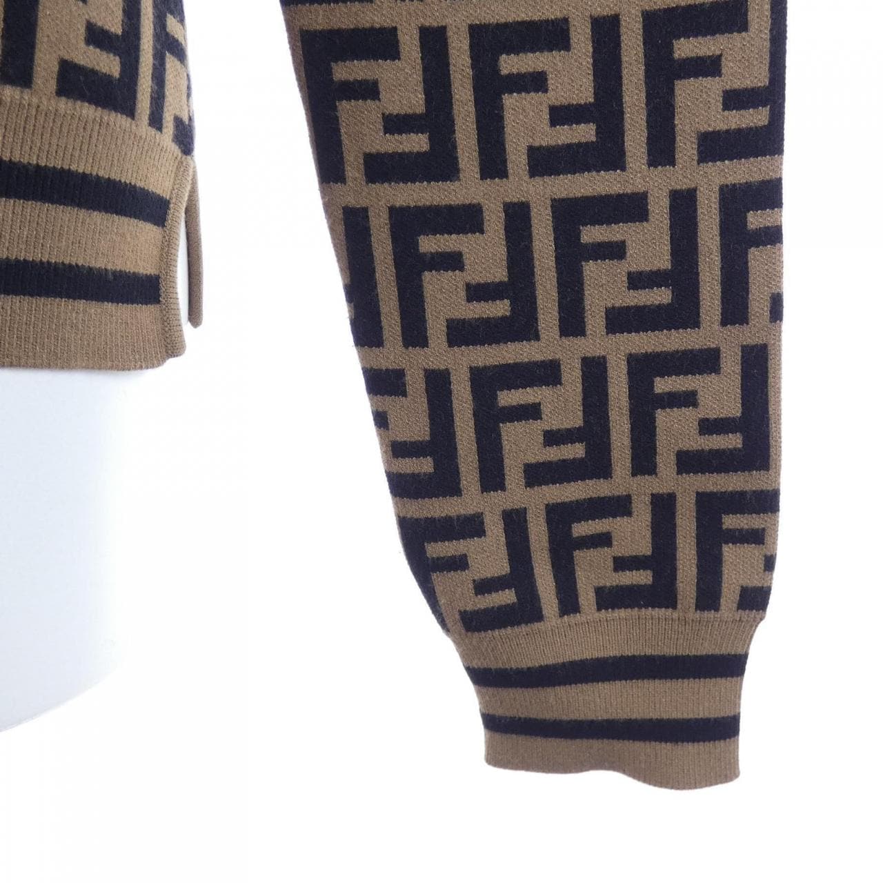 フェンディ FENDI FILA FZY719 A5QL ニット