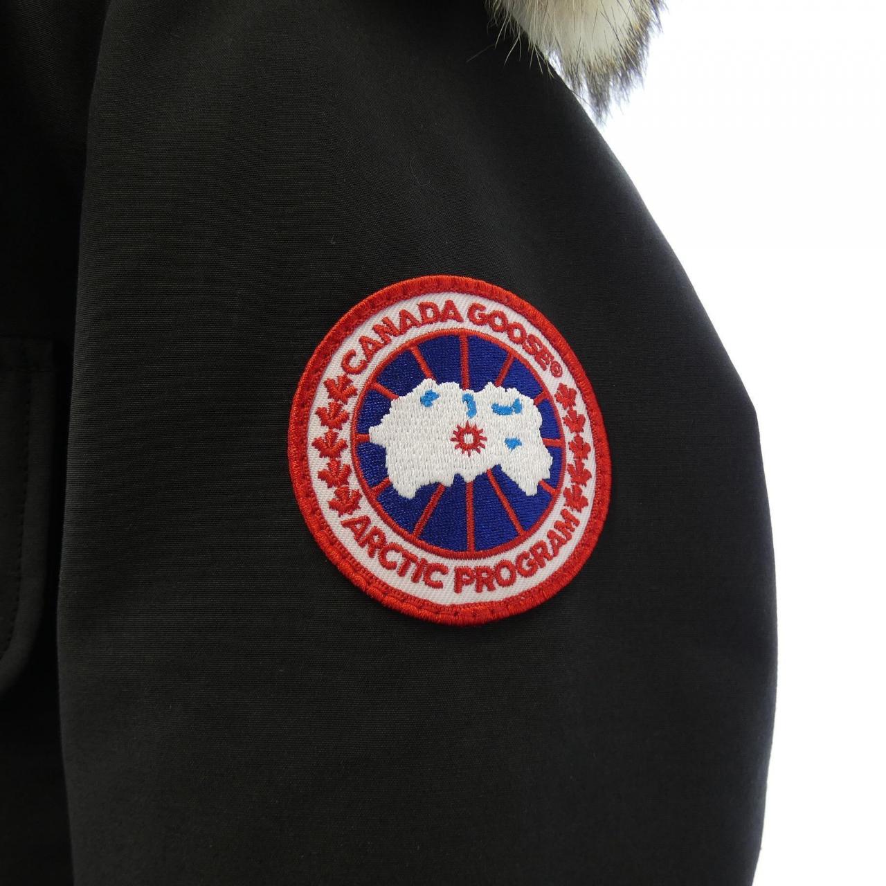 カナダグース CANADA GOOSE ダウンジャケット