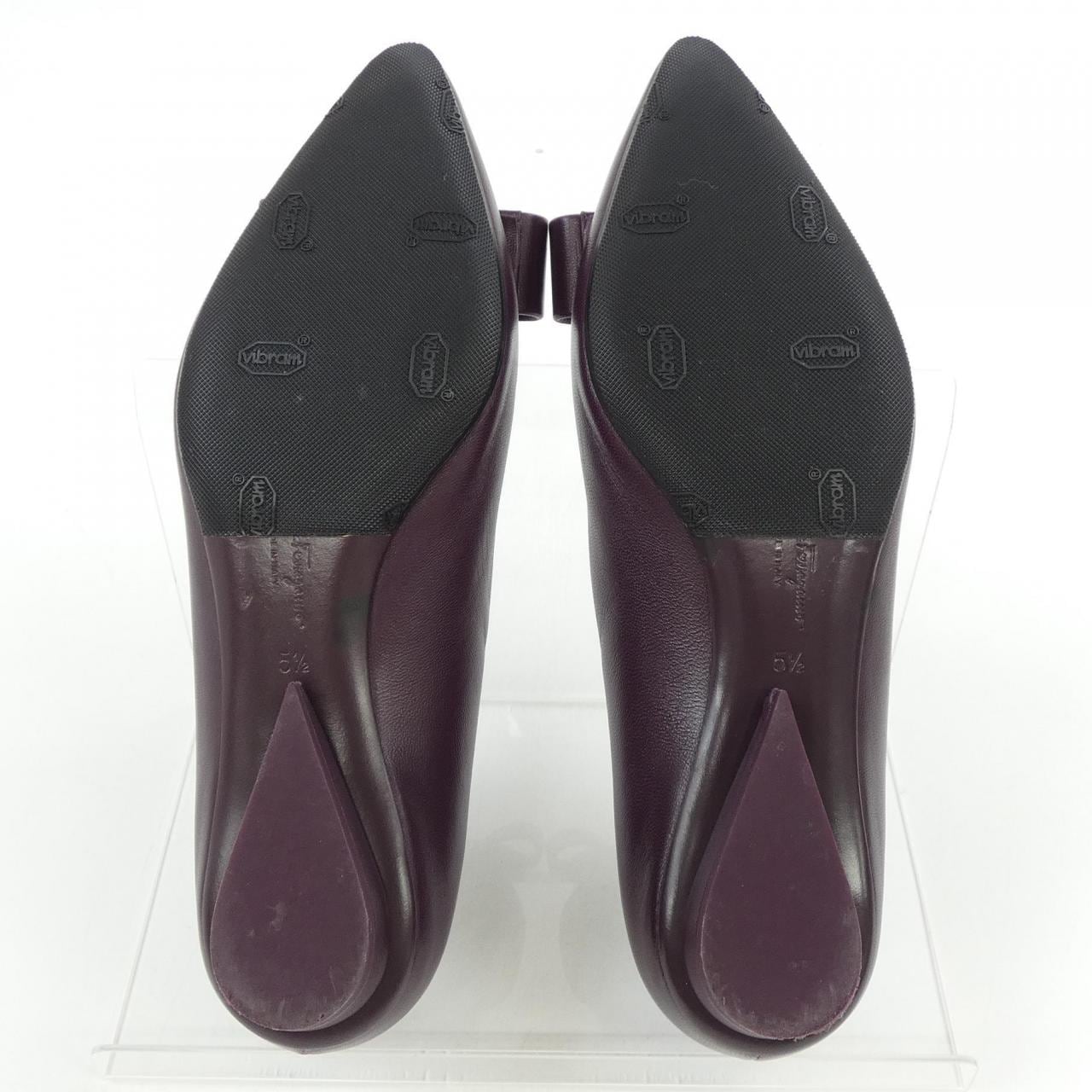 サルヴァトーレフェラガモ SALVATORE FERRAGAMO パンプス