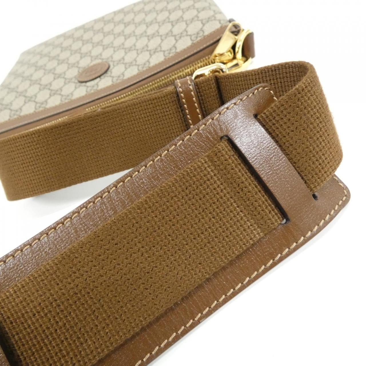 Gucci INTERLOCKING G 726833 92THG单肩包