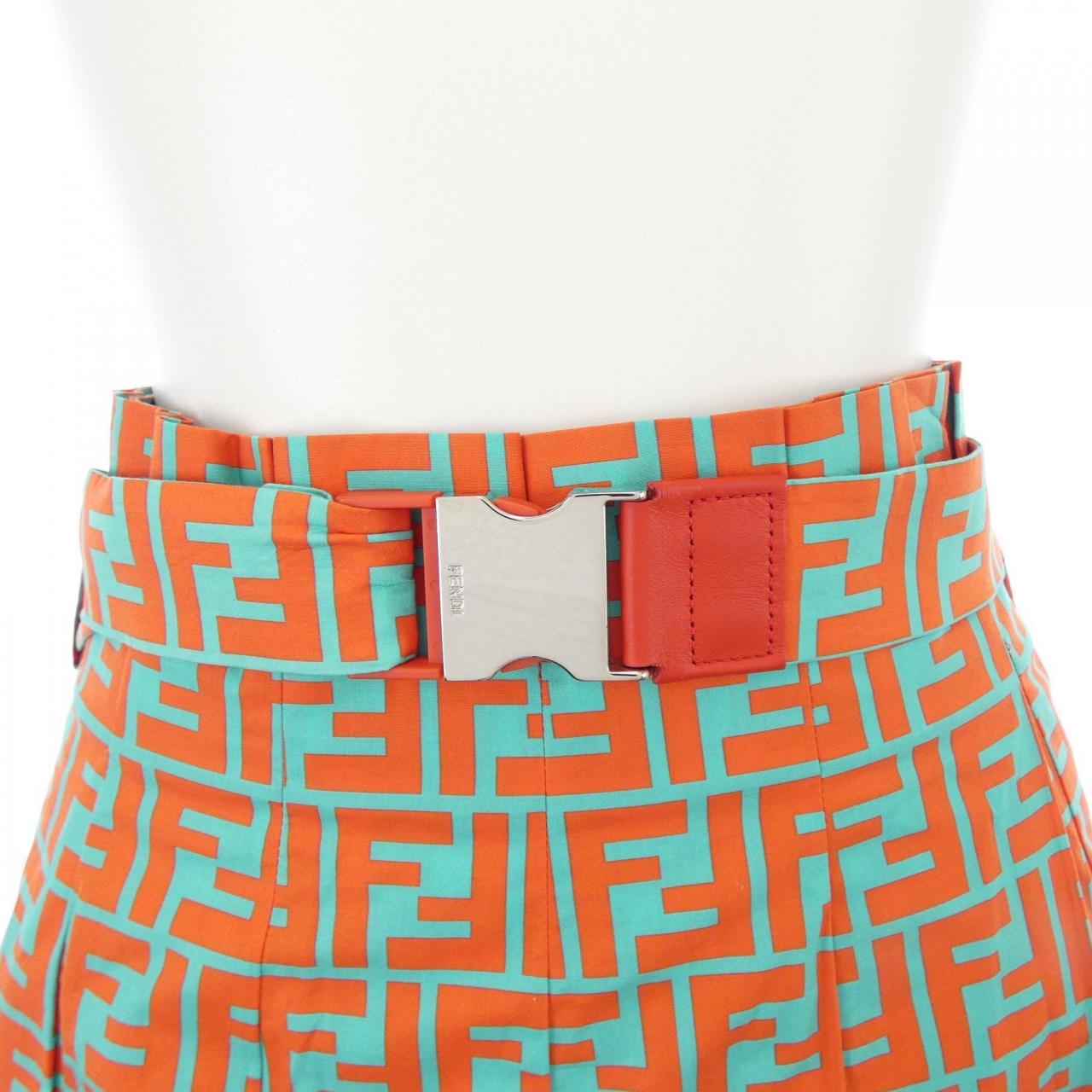 フェンディ FENDI FQ7013 A5VN スカート