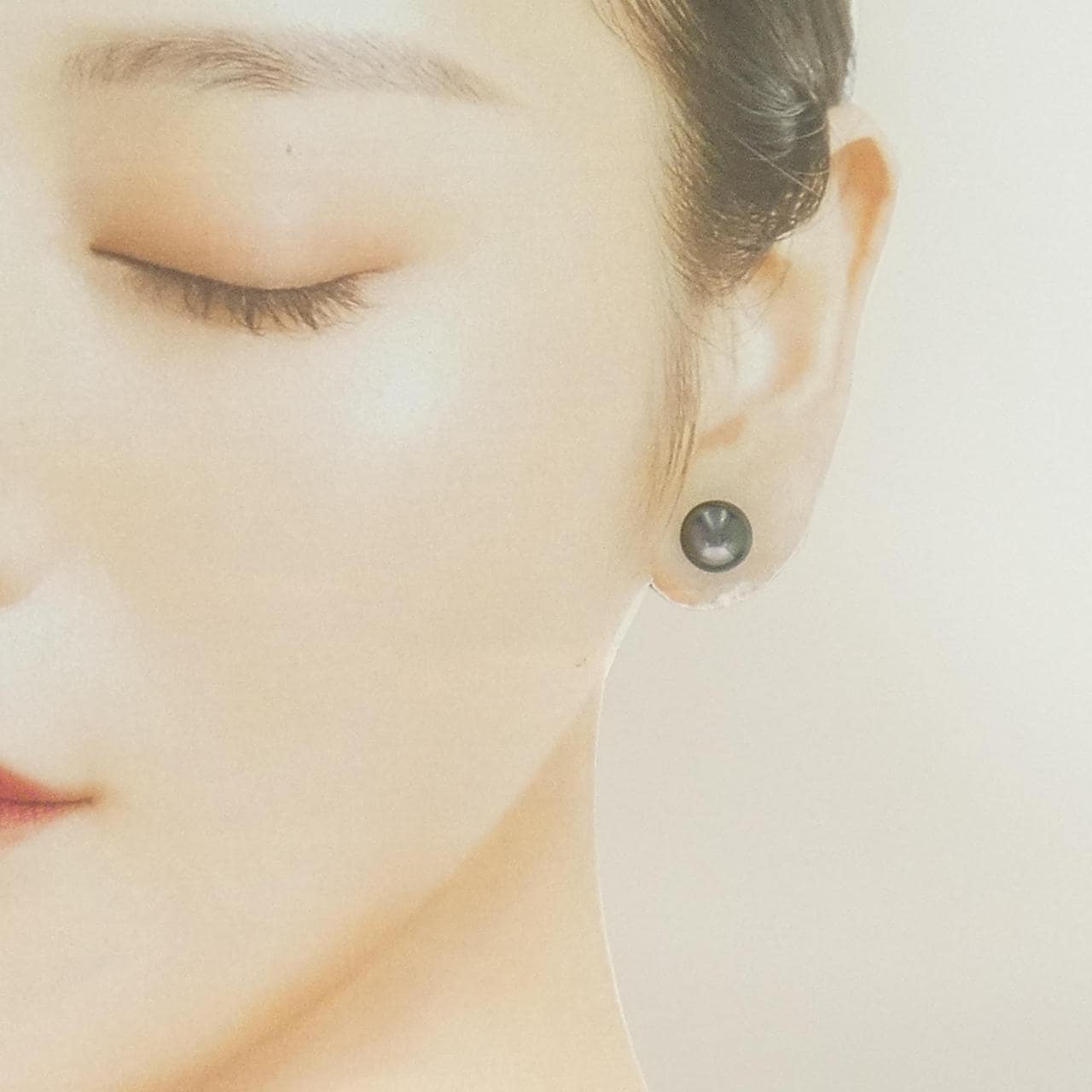 PT900 黒蝶パール ピアス 9.2mm