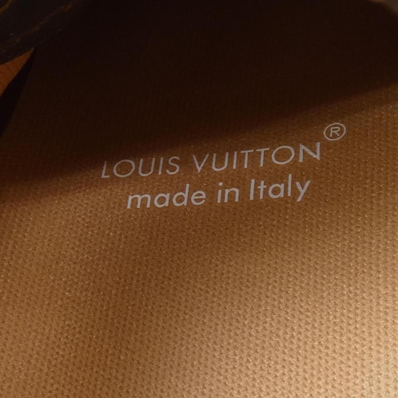 ルイヴィトン LOUIS VUITTON LVバターソフト スニーカー