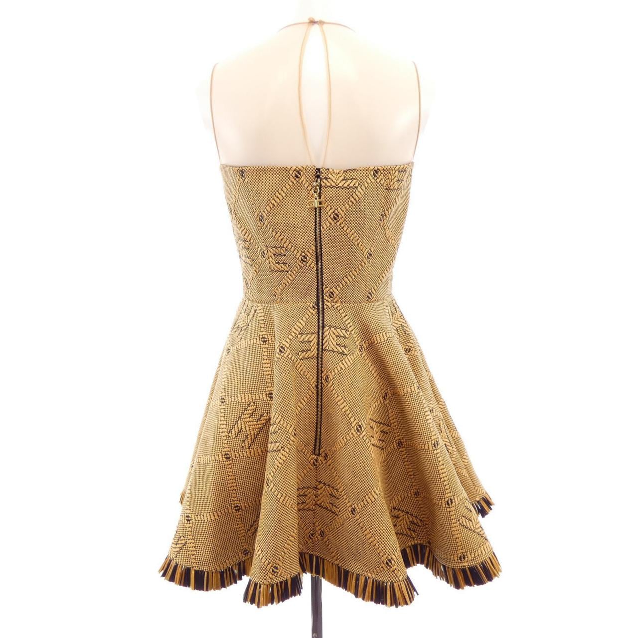 エリザベッタフランキ ELISABETTA FRANCHI AB42832E2 ワンピース