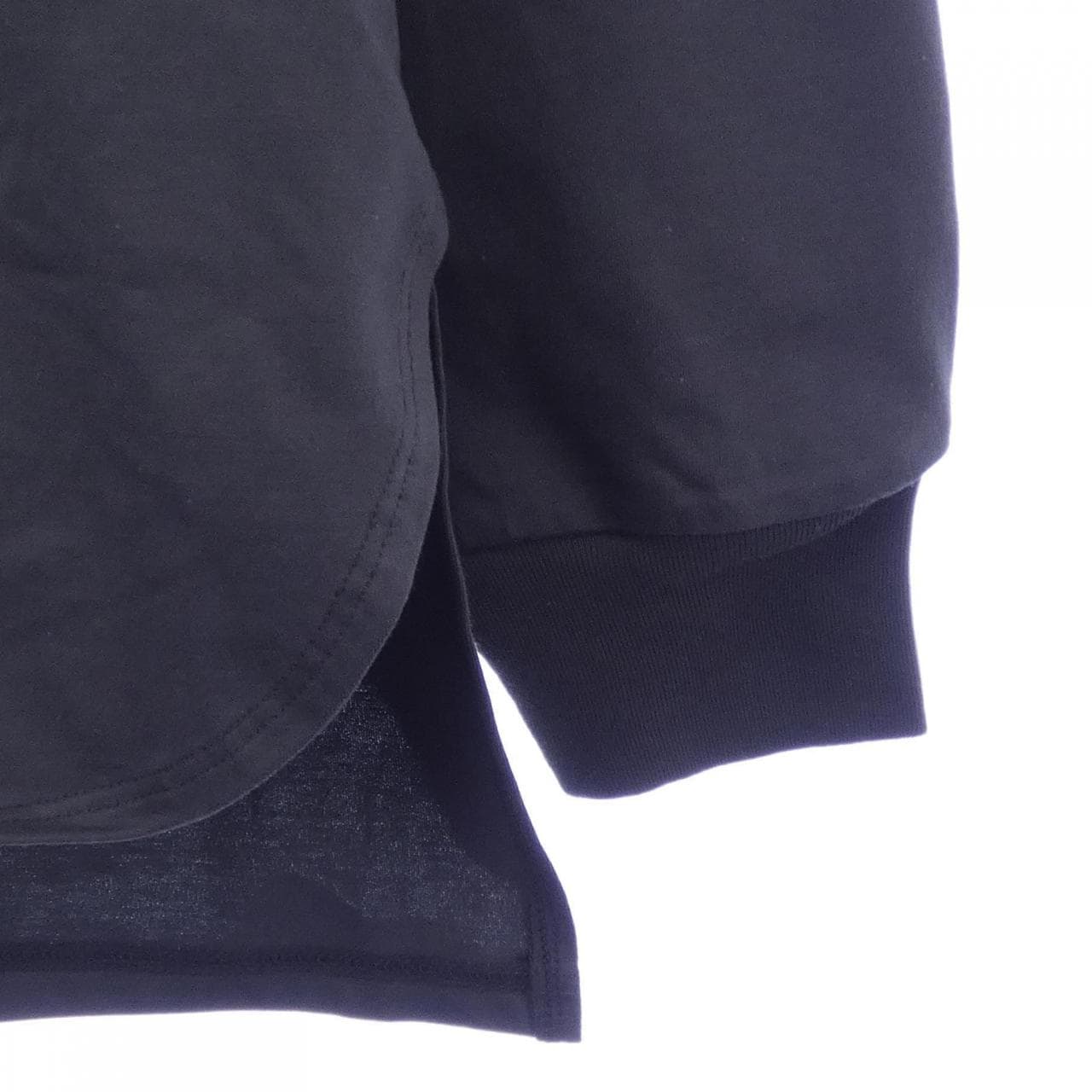 サクラ SACRA トップス