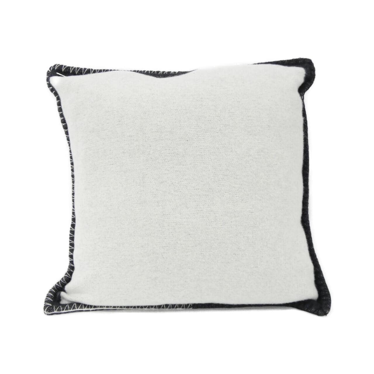 シャネル クッション