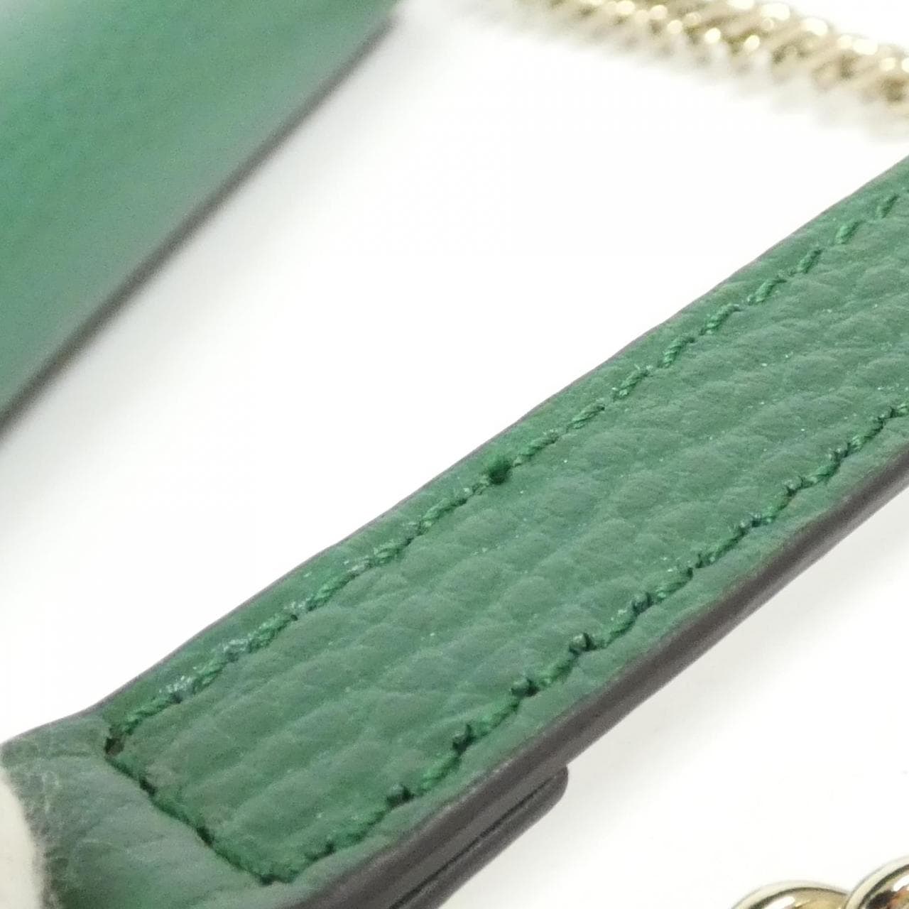 グッチ 615523 CAO0G チェーンウォレット