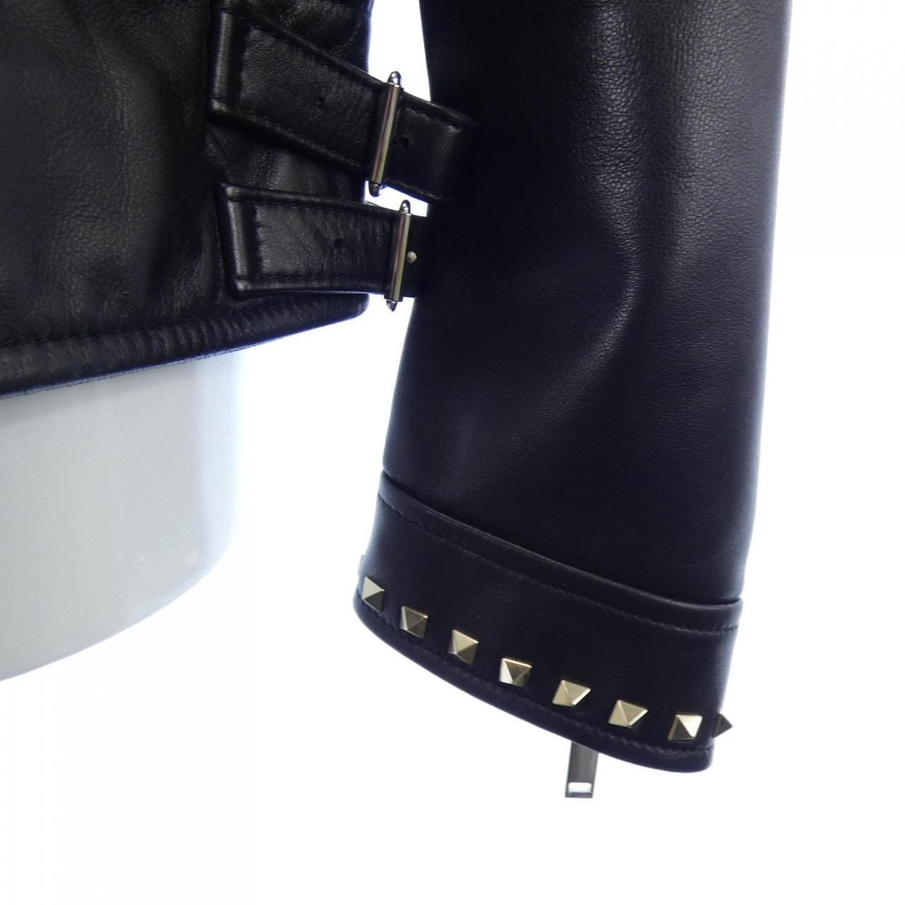 ヴァレンティノ VALENTINO UV3NA02L2AD レザージャケット